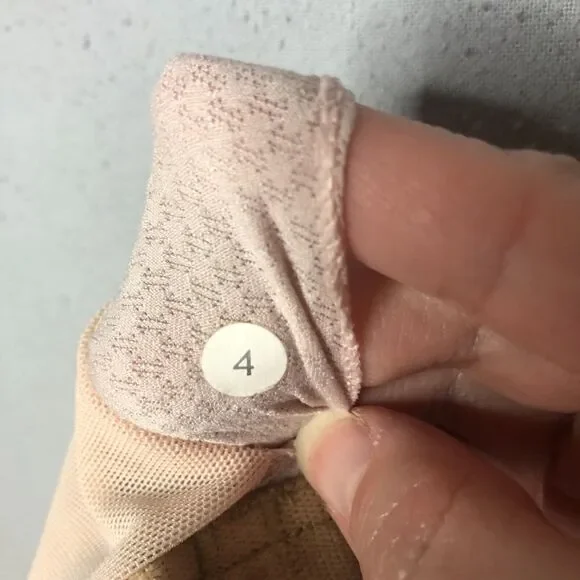 Lululemon Size 4 Hot Spell Tank Bordeaux Drama Pretty Pink - Picture 9 of 9